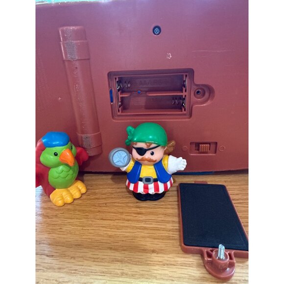Fisher-Price Little People Pirate Ship Playset With Music Sounds & 2 Figures - Picture 8 of 9